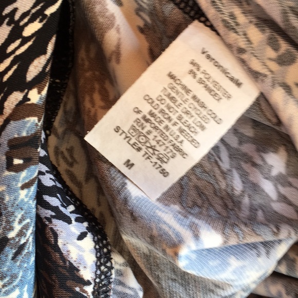 Gorgeous and Comfortable VERONICA M Top, Size M - Picture 4 of 6